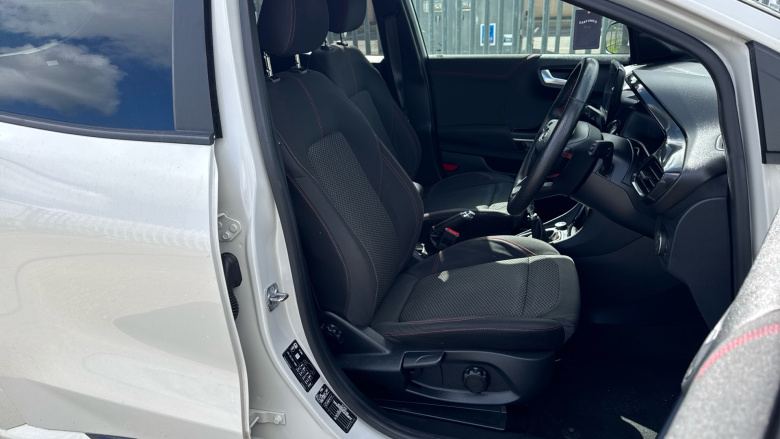 Ford Puma 1.0 EcoBoost Hybrid mHEV ST-Line 5dr Petrol Hatchback